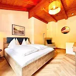 Ledererguetl - Jokercard & Parkplatz Inkl Bed and Breakfast Σάαλμπαχ-Χίντεργκλεμ