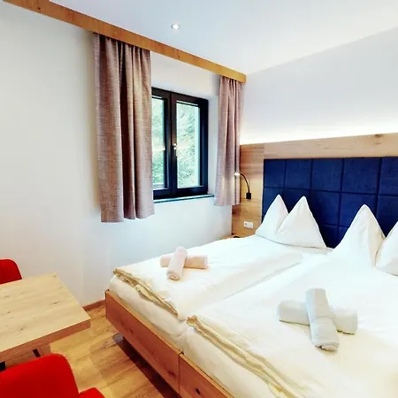 Pension Ledererguetl - Jokercard & Parkplatz Inkl 3*