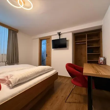 Bed & Breakfast Pension Ledererguetl - Jokercard & Parkplatz Inkl 3*