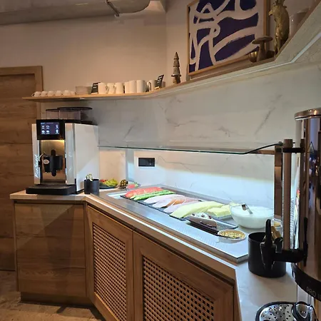 Pension Ledererguetl - Jokercard & Parkplatz Inkl Bed & Breakfast 3*