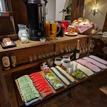 Lederergütl Frühstückspension 3*