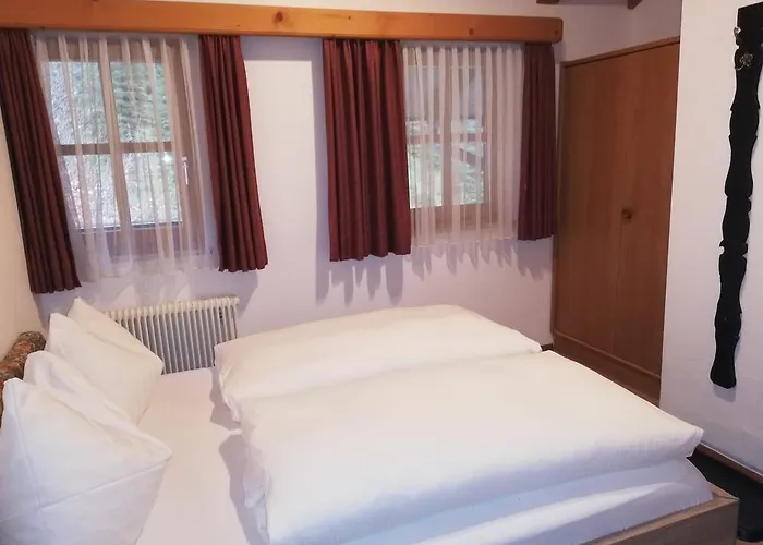 Ledererguetl - Jokercard & Parkplatz Inkl Bed & Breakfast 3*